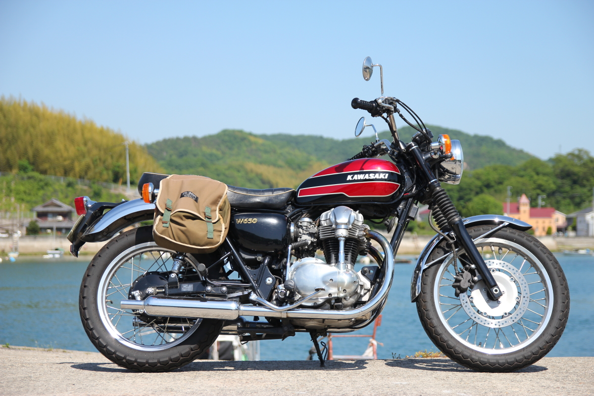 カワサキ W650のタンクを650rs W3風に塗装してみた タンクが変わると違うバイクの気分 Nakamoto Film