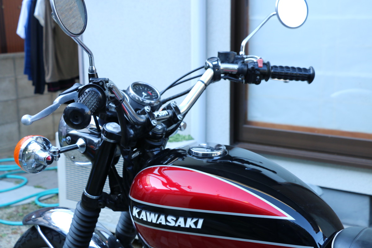 W650のハンドル