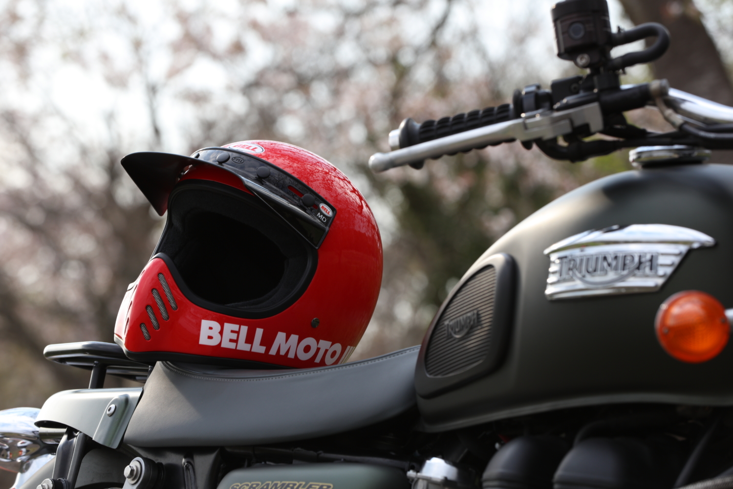 レビュー】BELLヘルメット MOTO3を購入！見た目はビンテージオフロード 